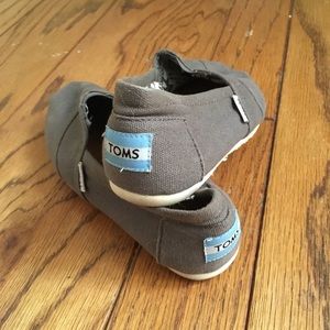 Canvas TOMS Classics
